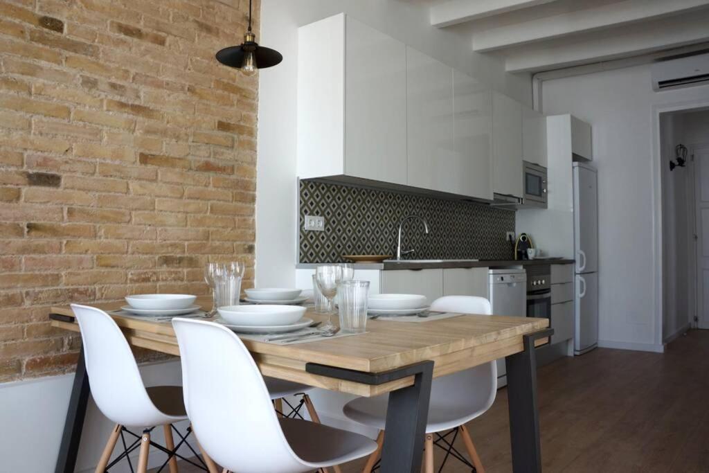 Barcelona Industrial Style Apartment Л'Успіталет-да-Любрагат Екстер'єр фото