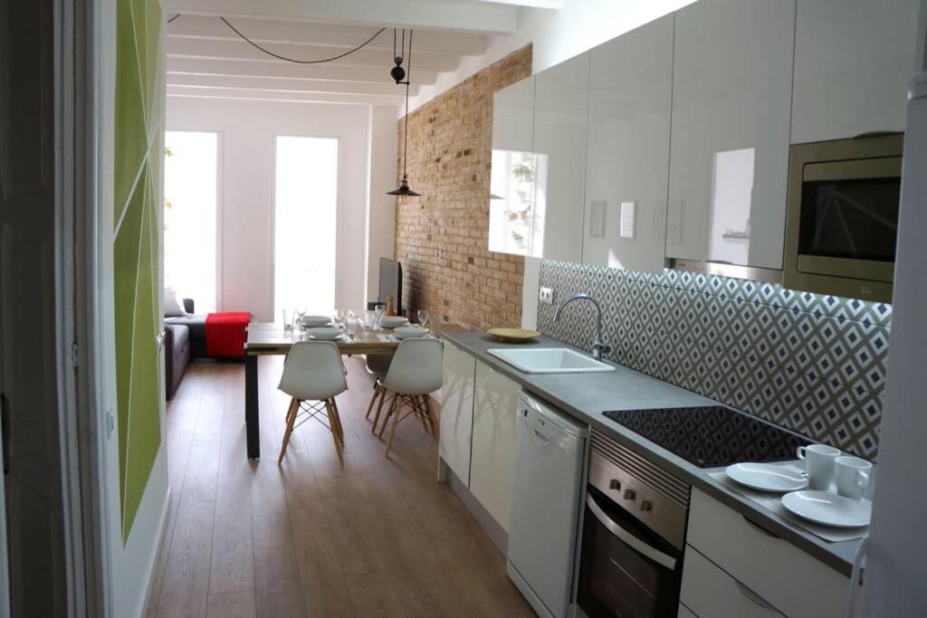 Barcelona Industrial Style Apartment Л'Успіталет-да-Любрагат Екстер'єр фото